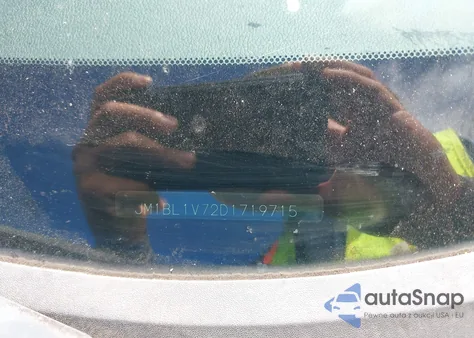 2013 Mazda Mazda3 I Touring из США, поврежденный, VIN JM1BL1V72D1719715